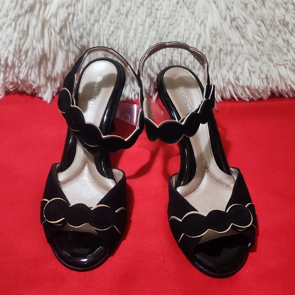 BeautiFeel Shelby Black and Cream Heels